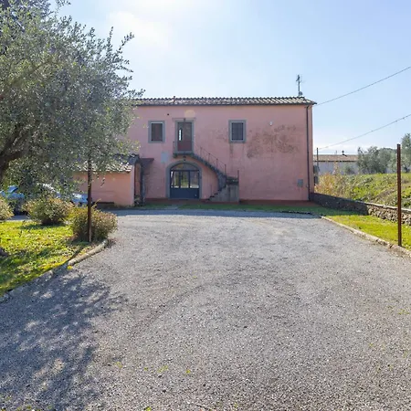 Exclusive With Two Pools And Private Garden * Capannori