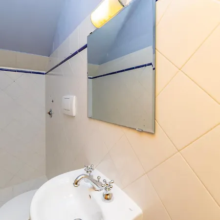 Exclusive With Two Pools And Private Garden Capannori