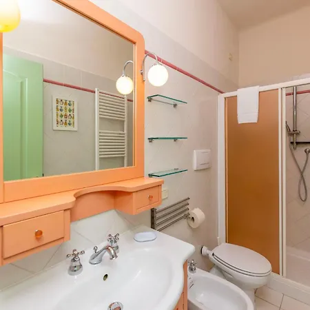 Exclusive With Two Pools And Private Garden *